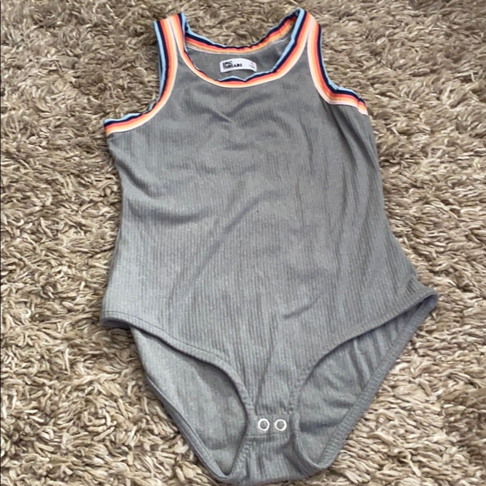 Girls top size m from epic threads used once